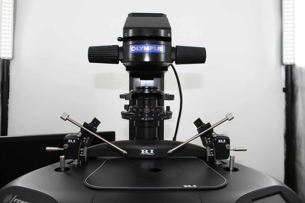 Olympus IX73 w/ NEW HMC Optics, New Integra Micromanipulator,NEW  RI Mushrooms x 2, NEW Camera/C-Mount/Monitor